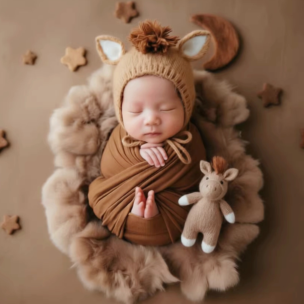 Kids Toys New Born - Gestrickte Pferdemütze mit Puppe Neugeborenen-Fotografie-Requisiten Tier-Babymütze